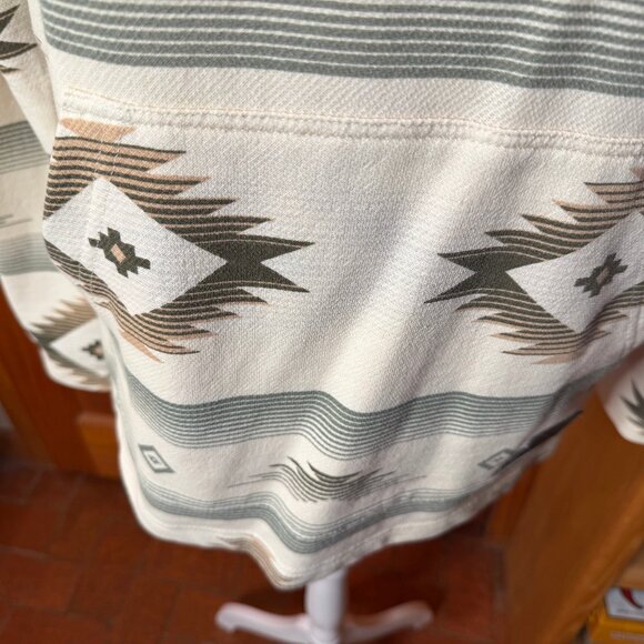 Hurley XL Southwest Designed Hoodie w Front Pocket Unisex - Worn Once - Picture 4 of 8